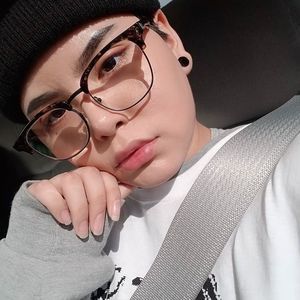 Meet your Posher, Charmayne